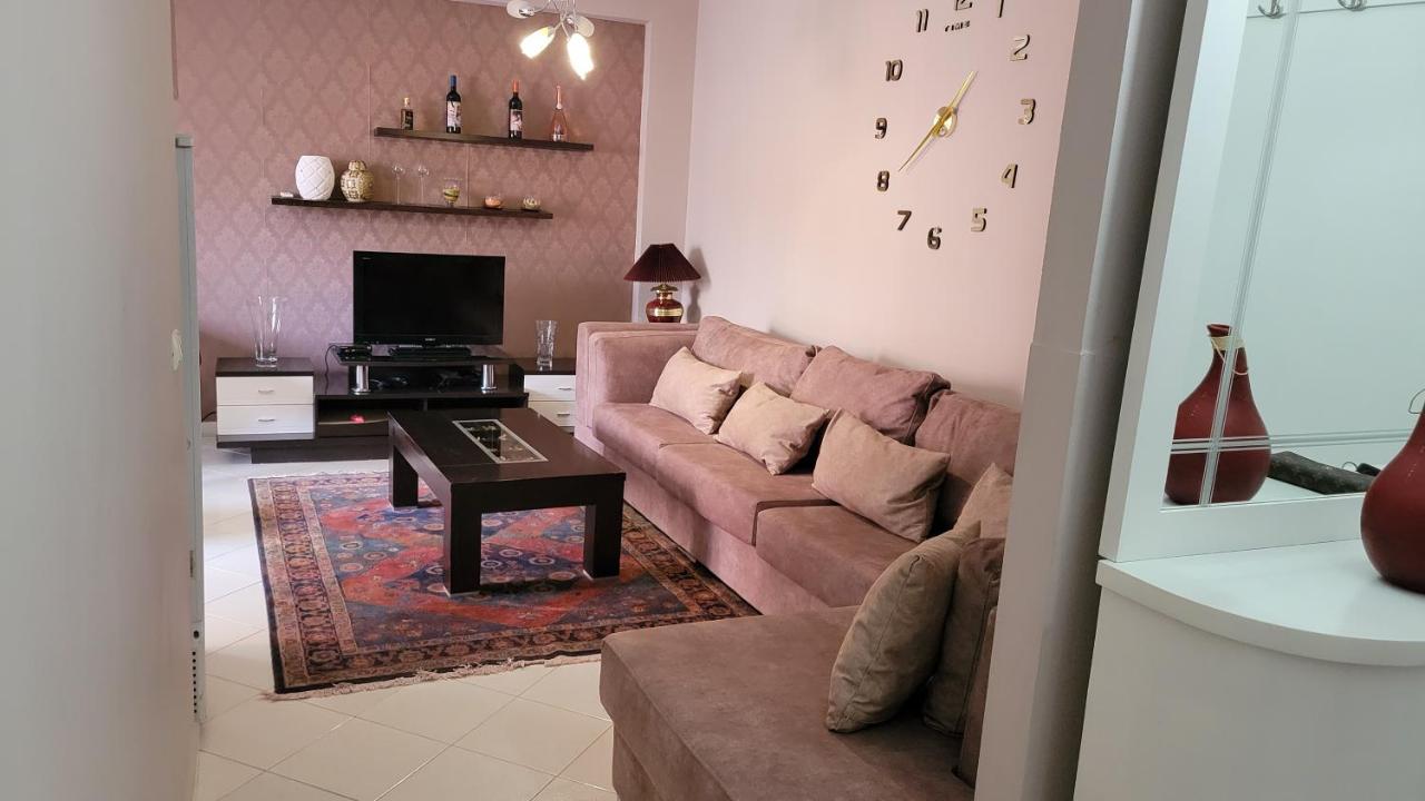 Charming Apartment Lushnje Экстерьер фото