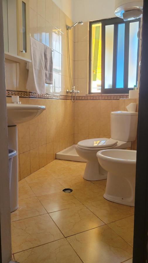 Charming Apartment Lushnje Экстерьер фото