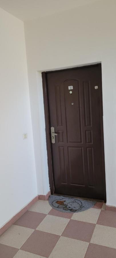 Charming Apartment Lushnje Экстерьер фото